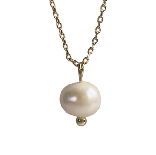 Brand Bloomz Necklace whit pearls 18k Gold plated